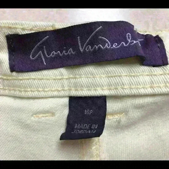 WOMEN Gloria  Vanderbilt Capris Size 16P - Picture 3 of 5